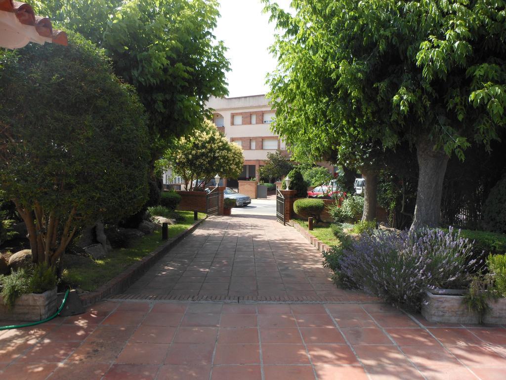 Hostal Can Pou Vidreres Exterior foto